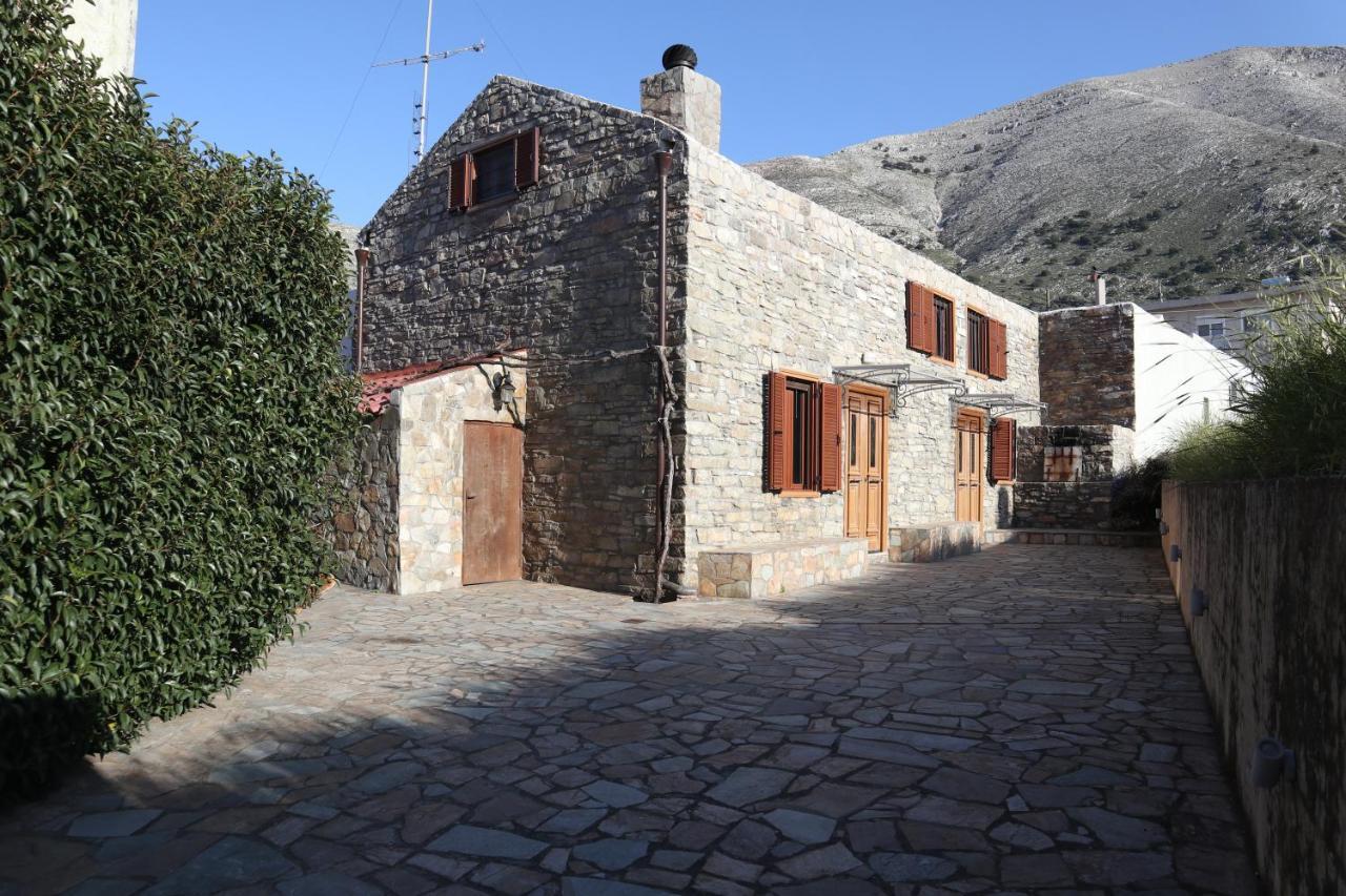 Echo Traditional House - Ηχώ Παραδοσιακό Σπίτι Embonas ภายนอก รูปภาพ
