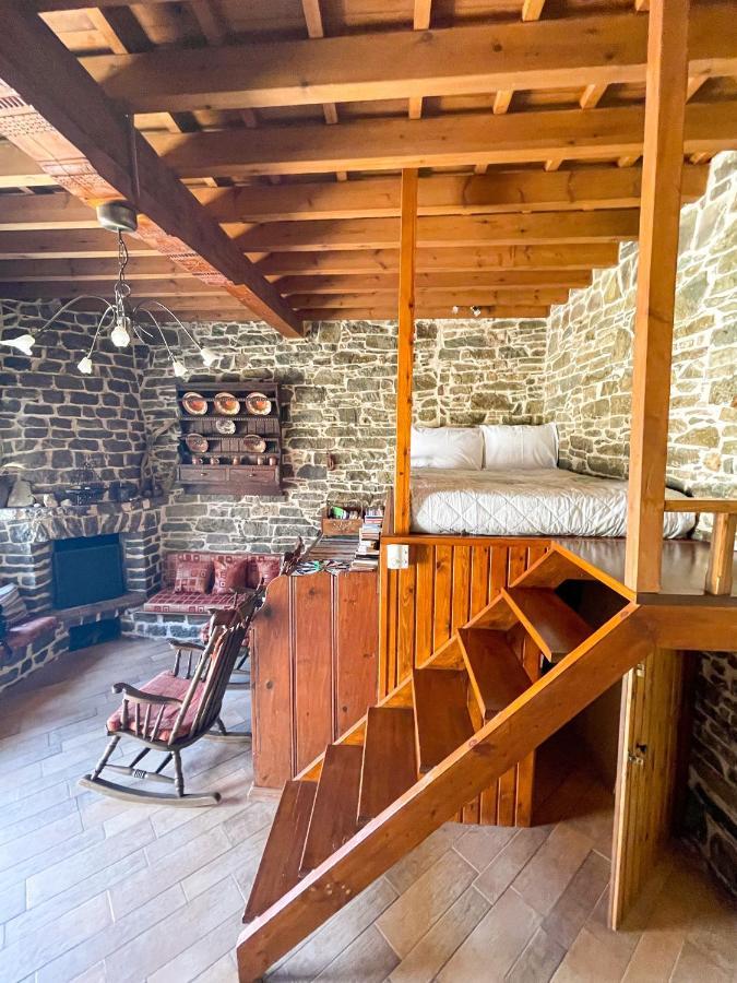 Echo Traditional House - Ηχώ Παραδοσιακό Σπίτι Embonas ภายนอก รูปภาพ